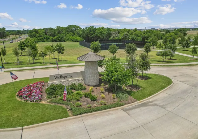 Photo 3 of Mansion for sale at 2803 Fountain Park Dr, Celina, TX 75009 | MLS# 21386073 | Listing updated on 2026-09-15