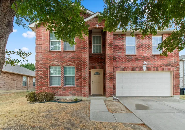 Photo 2 of Single family home for sale at 1312 Erin Ct, Burleson, TX 76028 | MLS# 21385175 | Listing updated on 2026-09-15