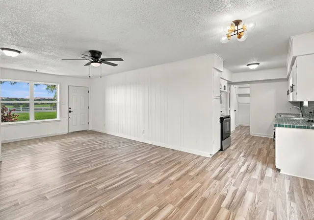 Photo 4 of Single family home for sale at 3215 Fm 2495, Athens, TX 75751 | MLS# 21380387 | Listing updated on 2026-09-15