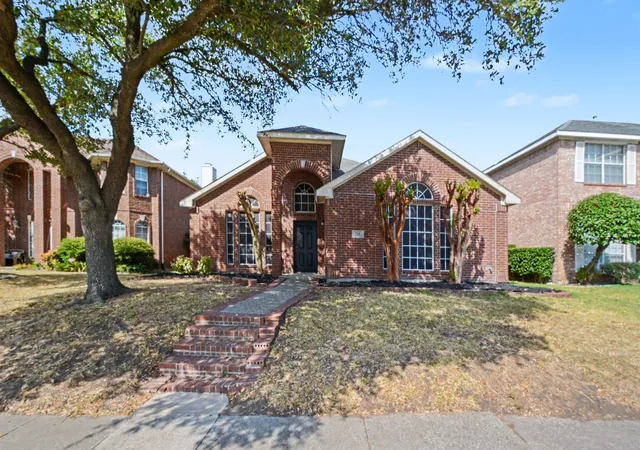 Photo 1 of Single family home for sale at 736 Fairlawn St, Allen, TX 75002 | MLS# 21385911 | Listing updated on 2026-09-15