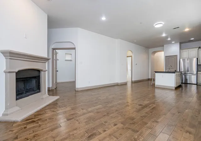 Photo 2 of Condo for sale at 8609 Grassland Dr, Mc Kinney, TX 75070 | MLS# 21386133 | Listing updated on 2026-09-15