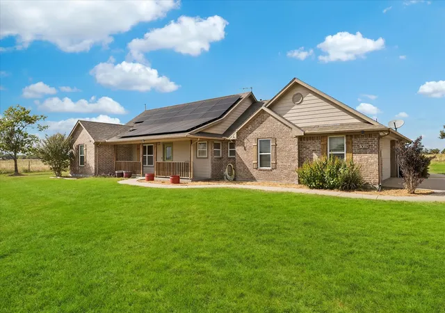 Photo 1 of Single family home for sale at 5060 Fm 6, Caddo Mills, TX 75135 | MLS# 21355827 | Listing updated on 2026-09-15
