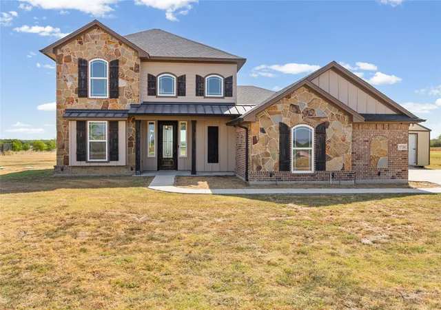 Photo 1 of Single family home for sale at 5720 County Rd 1017, Joshua, TX 76058 | MLS# 21385171 | Listing updated on 2026-09-15