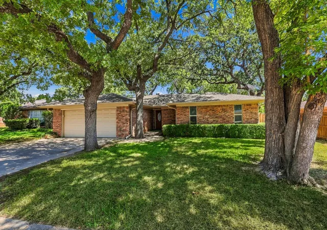 Photo 1 of Single family home for sale at 2724 Meadow Green, Bedford, TX 76021 | MLS# 21385668 | Listing updated on 2026-09-15