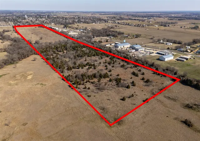 Photo 3 of Land for sale at Tbd S +/  6369 Acres Neathery St, Collinsville, TX 76233 | MLS# 21383198 | Listing updated on 2026-09-15