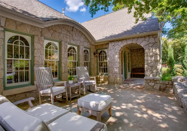 Photo 3 of Single family home for sale at 4119 Rock Crk Dr, Dallas, TX 75204 | MLS# 21383416 | Listing updated on 2026-10-05