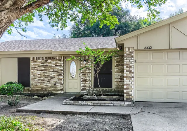 Photo 3 of Single family home for sale at 3332 Chalmette Ct, Forest Hill, TX 76140 | MLS# 21384436 | Listing updated on 2026-09-15