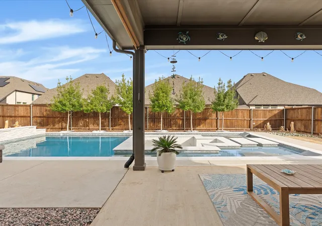 Photo 2 of Single family home for sale at 1625 Windflower Dr, Aubrey, TX 76227 | MLS# 21385988 | Listing updated on 2026-10-03