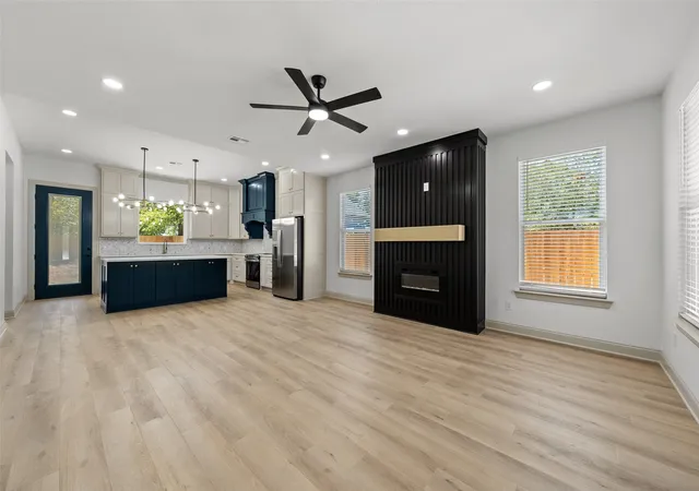 Photo 2 of Single family home for sale at 3610 Grim Ave, Waco, TX 76710 | MLS# 21386189 | Listing updated on 2026-09-15