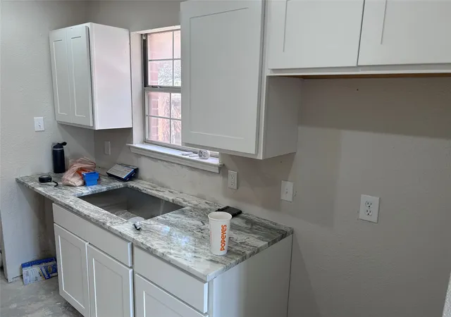Photo 3 of Condo for sale at 600 Bagby Ave #8E, Waco, TX 76706 | MLS# 21386274 | Listing updated on 2026-09-19