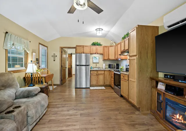 Photo 4 of Single family home for sale at 119 Private Rd 62614, Pittsburg, TX 75686 | MLS# 21386432 | Listing updated on 2026-09-15