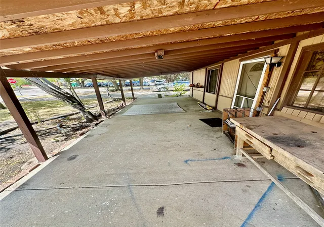 Photo 3 of Sale Pending at 1310 Crst Park Dr, Mesquite, TX 75149 | MLS# 21385194 | Listing updated on 2026-09-16