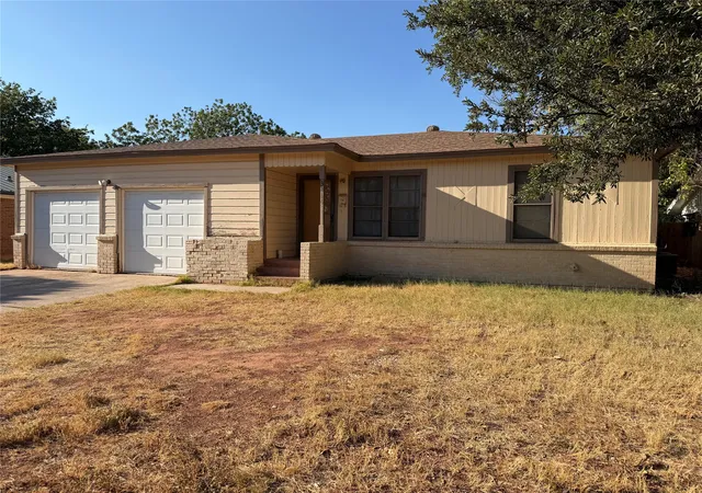 Photo 1 of Single family home for sale at 3816 N 10th Street, Abilene, TX 79603 | MLS# 21386402 | Listing updated on 2026-10-07