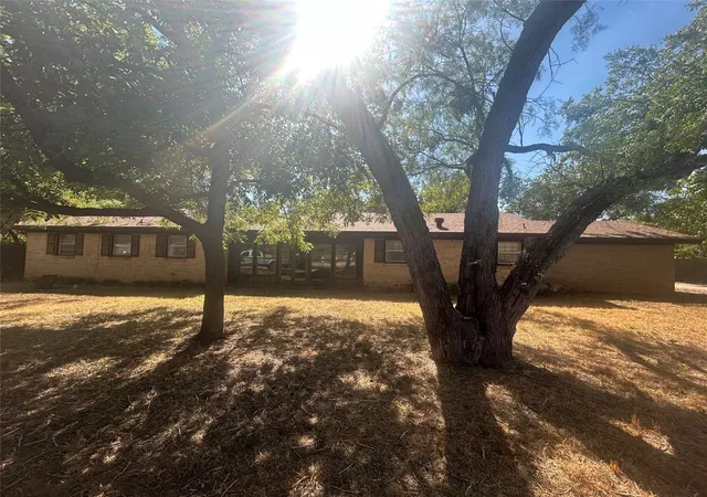 Photo 1 of Single family home for sale at 4118 Concord Ct, Abilene, TX 79603 | MLS# 21386540 | Listing updated on 2026-10-01