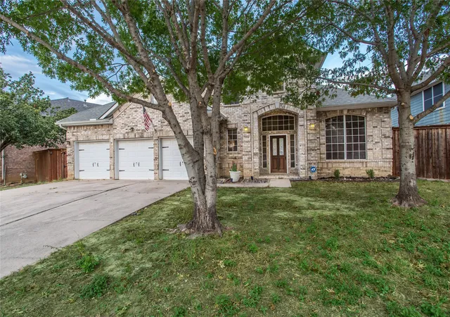 Photo 2 of Single family home for sale at 5704 Windmere Ln, Haltom City, TX 76137 | MLS# 21385600 | Listing updated on 2026-09-15