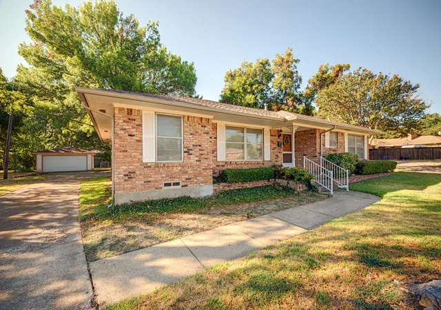Photo 3 of Single family home for sale at 1120 Atlanta Cir, Garland, TX 75041 | MLS# 21385954 | Listing updated on 2026-09-15