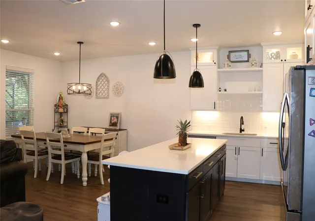 Photo 2 of Single family home for sale at 803 Netherland Dr, Seagoville, TX 75159 | MLS# 21386579 | Listing updated on 2026-09-15