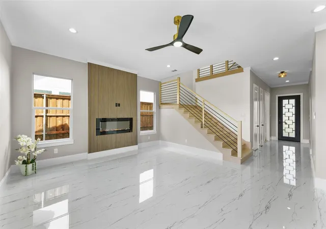 Photo 4 of Single family home for sale at 707 Buckalew St, Dallas, TX 75208 | MLS# 21386582 | Listing updated on 2026-09-15
