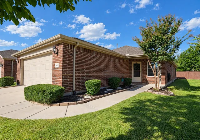 Photo 1 of Single family home for sale at 7601 Gulf Breeze Ln, Frisco, TX 75036 | MLS# 21379672 | Listing updated on 2026-09-15