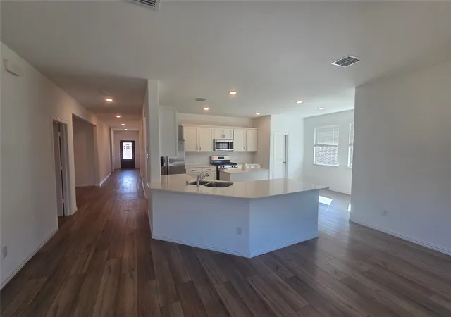 Photo 3 of Single family home for sale at 3300 Cardinal Flower Pl, Mc Kinney, TX 75071 | MLS# 21386636 | Listing updated on 2026-09-15
