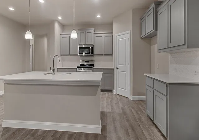 Photo 3 of Single family home for sale at 15925 Stableford Rd, Justin, TX 76247 | MLS# 21384085 | Listing updated on 2026-09-15