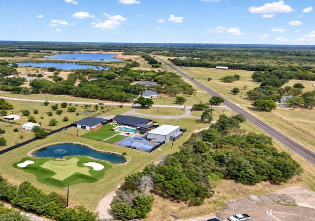 Photo 3 of Single family home for sale at 10790 County Rd 2450, Poetry, TX 75160 | MLS# 21370839 | Listing updated on 2026-10-03