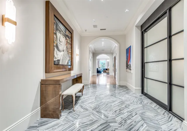 Photo 1 of Condo for sale at 2801 Turtle Crk Blvd #3E, Dallas, TX 75219 | MLS# 21385425 | Listing updated on 2026-09-15