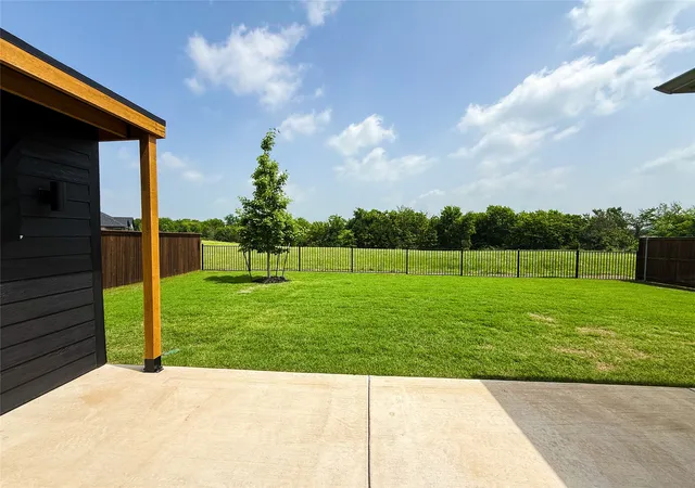 Photo 3 of Single family home for sale at 814 Chinati St, Princeton, TX 75407 | MLS# 21386254 | Listing updated on 2026-10-03