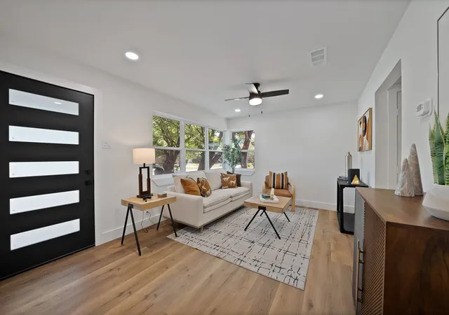 Photo 1 of Single family home for sale at 2926 Hillglenn Rd, Dallas, TX 75228 | MLS# 21386972 | Listing updated on 2026-10-21