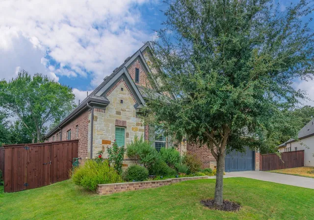 Photo 3 of Sale Pending at 4945 Campbeltown Dr, Flower Mound, TX 75028 | MLS# 21368203 | Listing updated on 2026-10-29