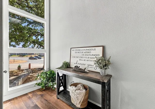 Photo 3 of Single family home for sale at 1003 Hopkins Dr, Denton, TX 76205 | MLS# 21388605 | Listing updated on 2026-10-20