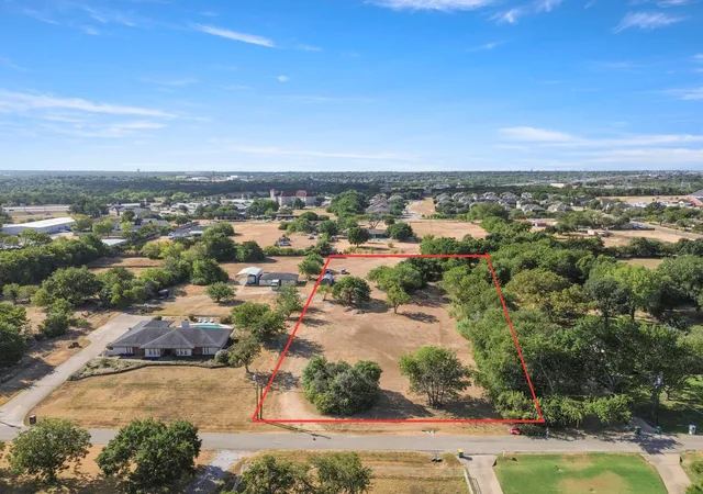 Land for sale at 1022 Sherman Dr, Cedar Hill, TX 75104 | MLS# 21387693