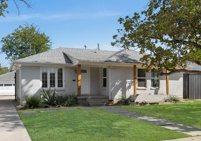 Photo 2 of Single family home for sale at 3727 Hawick Ln, Dallas, TX 75220 | MLS# 21391336 | Listing updated on 2026-10-20