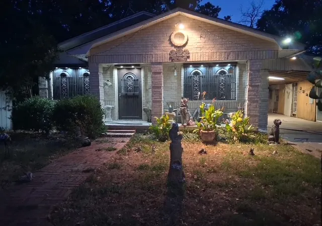 Single family home for sale at 9522 Paramount Ave, Dallas, TX 75217 | MLS# 21391720