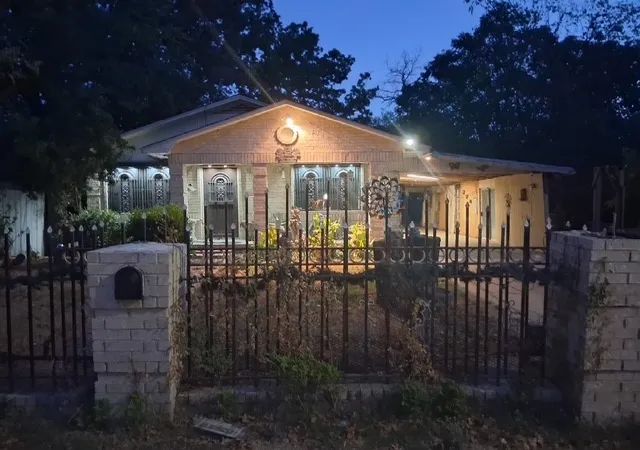 Photo 1 of Single family home for sale at 9522 Paramount Ave, Dallas, TX 75217 | MLS# 21391720 | Listing updated on 2026-10-20