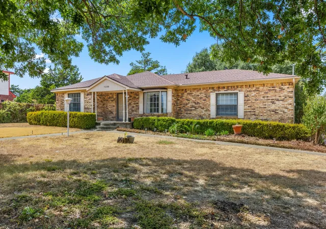 Photo 2 of Sale Pending at 7235 Vecino Dr, Dallas, TX 75241 | MLS# 21391235 | Listing updated on 2026-10-20