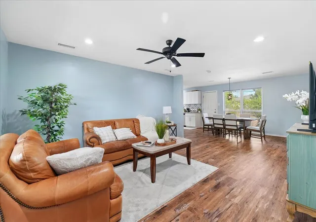 Photo 3 of Single family home for sale at 1445 Caravan Trl, Dallas, TX 75241 | MLS# 21391990 | Listing updated on 2026-10-22