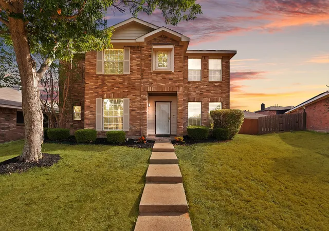 Photo 1 of Single family home for sale at 2326 Mcintosh Ct, Lancaster, TX 75134 | MLS# 21393200 | Listing updated on 2026-10-22