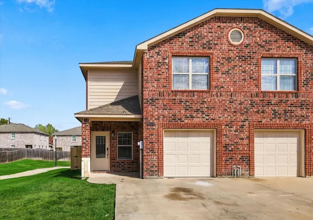 Photo 1 of Sale Pending at 900 Parkplace Ridge, Princeton, TX 75407 | MLS# 21390579 | Listing updated on 2026-10-28
