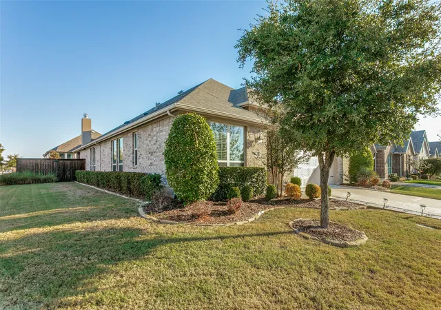 Photo 2 of Single family home for sale at 9401 Excursion Dr, Little Elm, TX 75068 | MLS# 21392431 | Listing updated on 2026-10-20