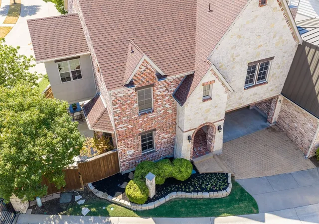 Townhouse for sale at 2624 Grail Maiden Ct, Lewisville, TX 75056 | MLS# 21394772