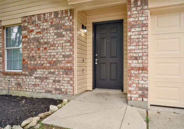 Photo 1 of Single family home for sale at 829 Santa Rosa Dr, Haslet, TX 76052 | MLS# 21395688 | Listing updated on 2026-10-28