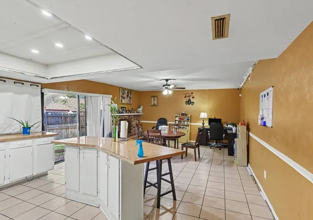 Photo 4 of Single family home for sale at 3625 Dumas Trl, Garland, TX 75043 | MLS# 21395905 | Listing updated on 2026-10-27