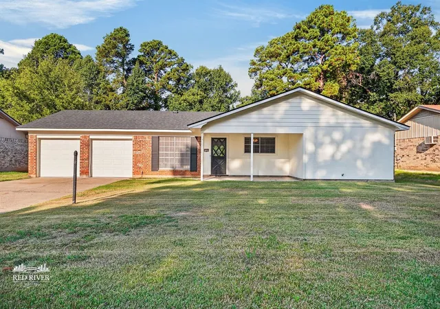 Photo 1 of Sale Pending at 9380 Delores Dr, Shreveport, LA 71118 | MLS# 21396241 | Listing updated on 2026-10-20