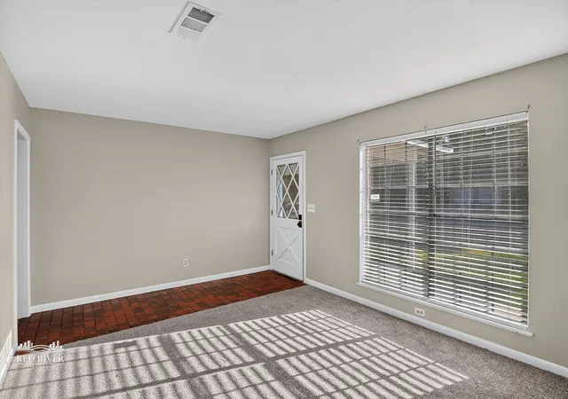 Photo 2 of Sale Pending at 9380 Delores Dr, Shreveport, LA 71118 | MLS# 21396241 | Listing updated on 2026-10-20