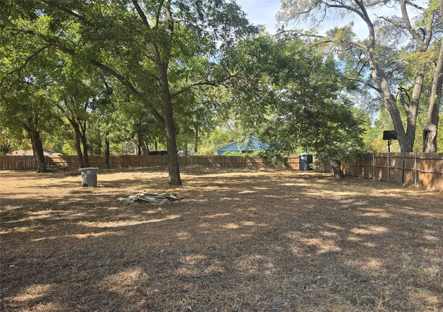 Land for sale at 8019 Kiska St, Dallas, TX 75216 | MLS# 21396259