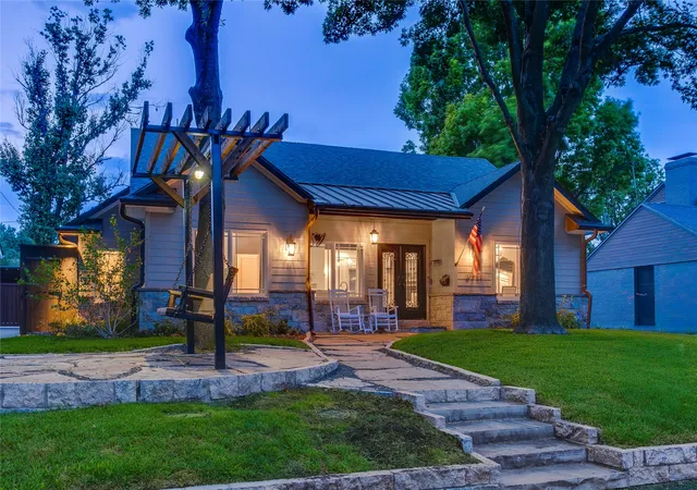 Single family home for sale at 9431 Hobart St, Dallas, TX 75218 | MLS# 21392649