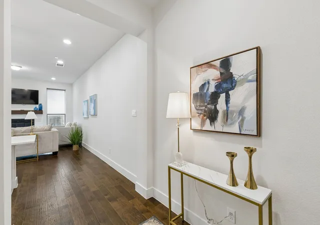 Photo 3 of Townhouse for sale at 17717 Sage Ln, Dallas, TX 75252 | MLS# 21396798 | Listing updated on 2026-10-20