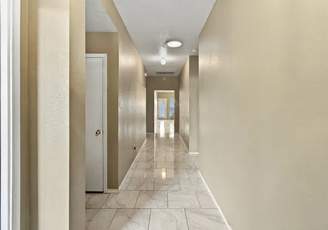 Photo 1 of Single family home for sale at 752 Eldorado Dr, De Soto, TX 75115 | MLS# 21396919 | Listing updated on 2026-10-28