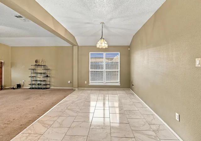Photo 3 of Single family home for sale at 752 Eldorado Dr, De Soto, TX 75115 | MLS# 21396919 | Listing updated on 2026-10-28